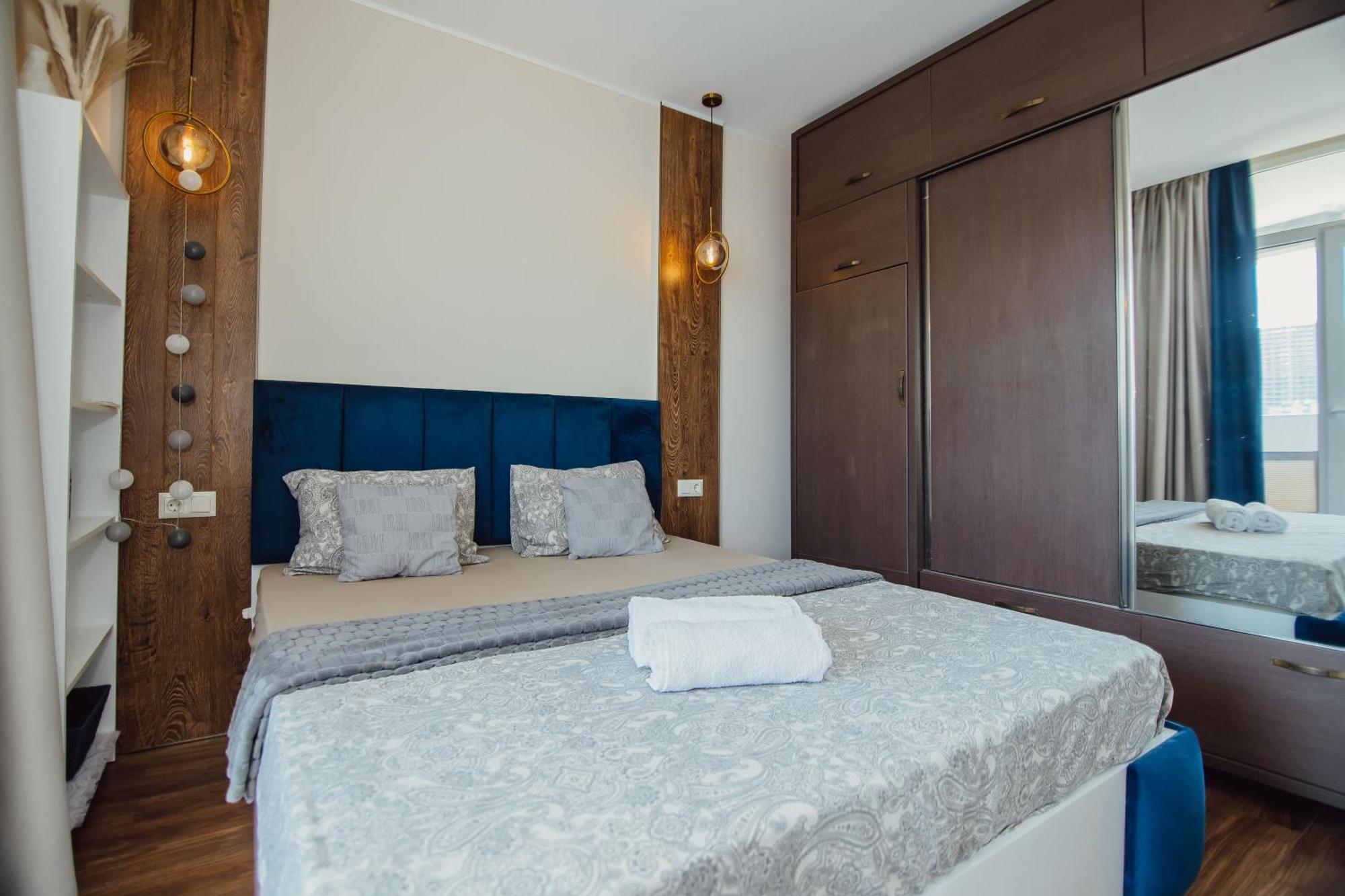 Ferienwohnung The Blue Perl 3 Batumi Exterior foto