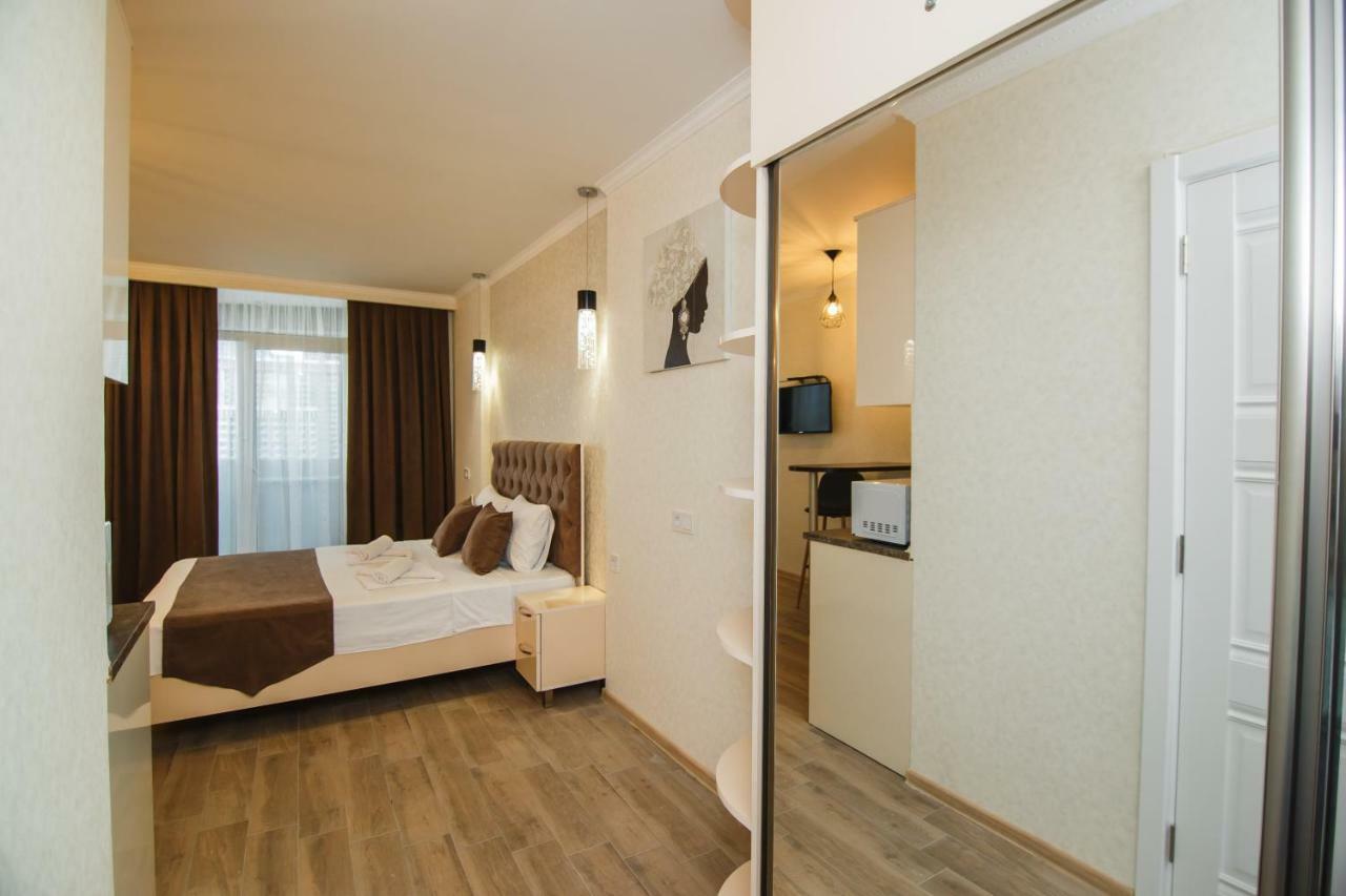 Ferienwohnung The Blue Perl 3 Batumi Exterior foto